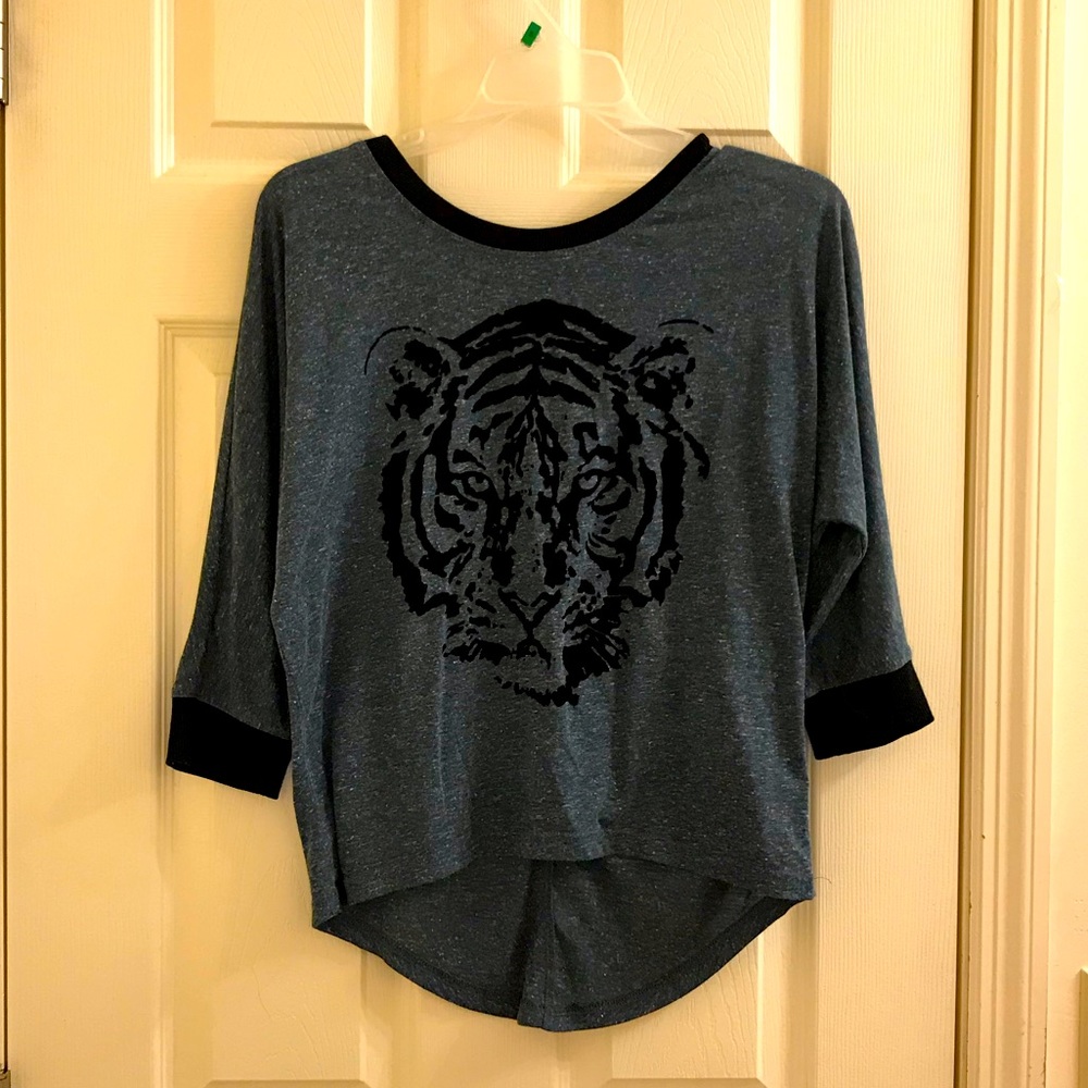 High-low tiger print shirt